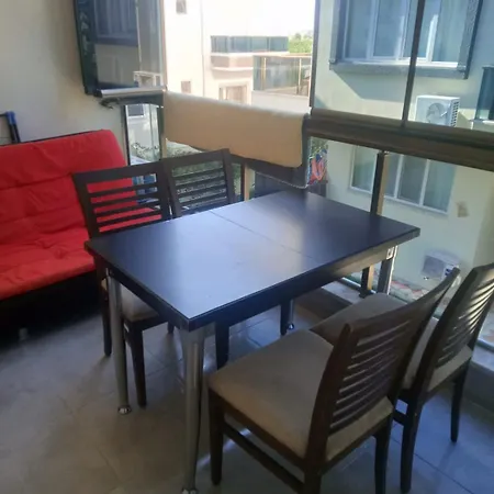 Umut's Hause Apartament Bezkesen